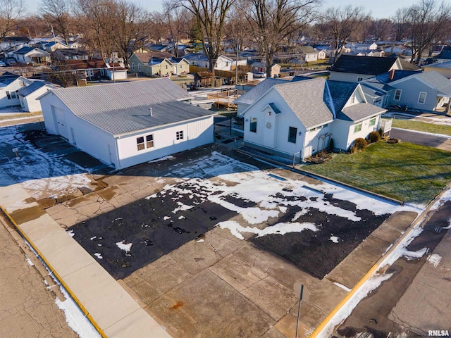 710 N Jefferson St, Lincoln, IL 62656 - drone / aerial view