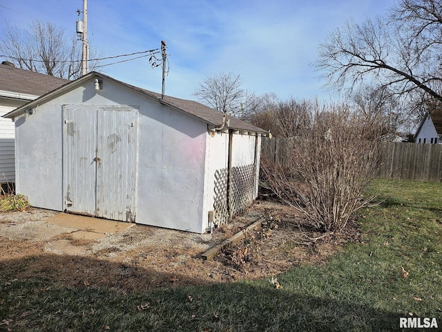 view of outdoor structure