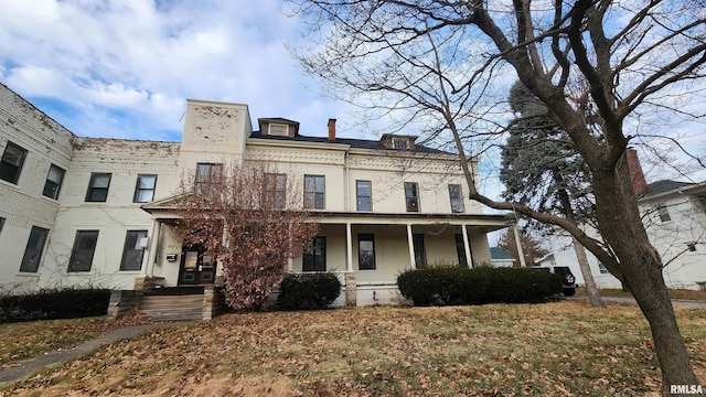 view of front of home with covered porch