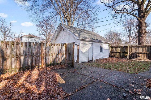 view of outbuilding