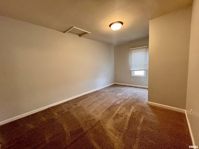 spare room with carpet flooring