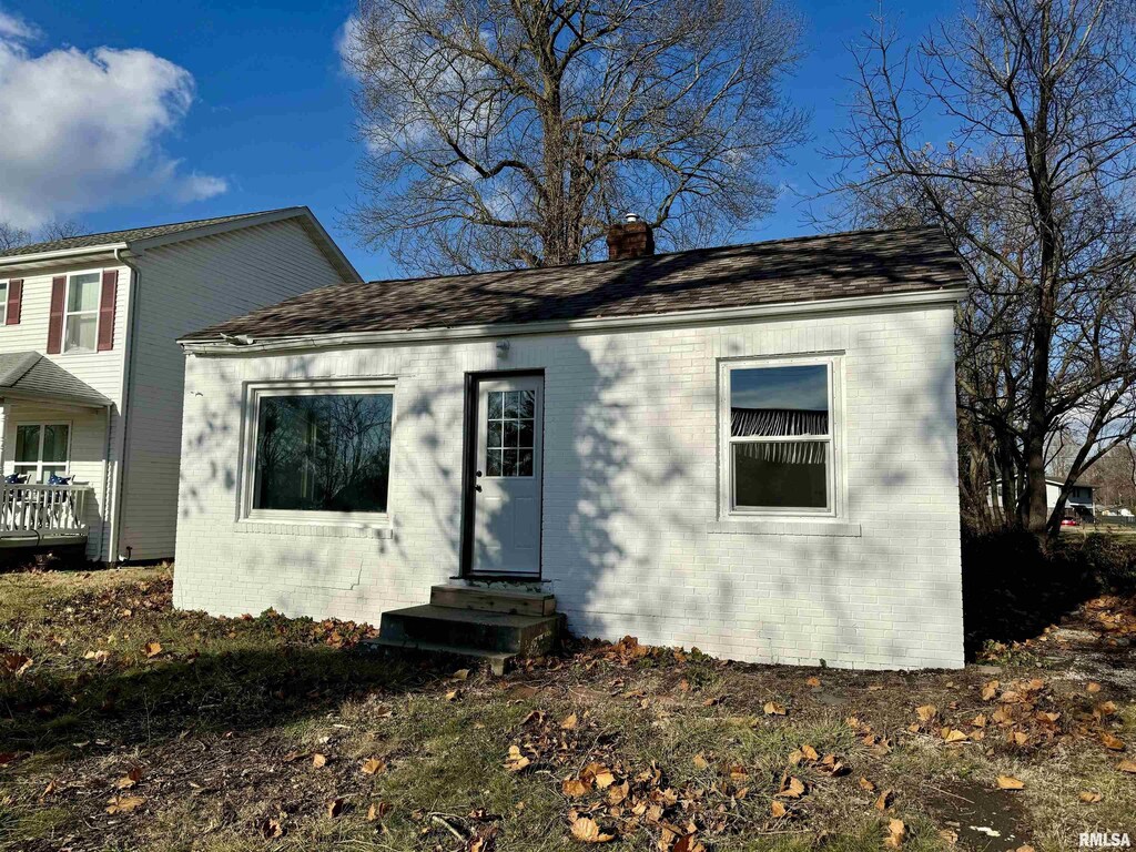 view of back of property