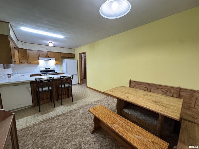 dining area with sink