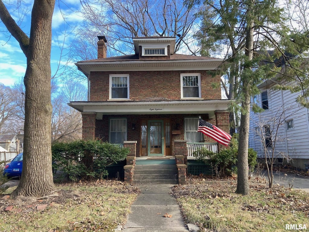 view of front of house featuring a porch