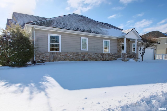 view of front of house with a garage