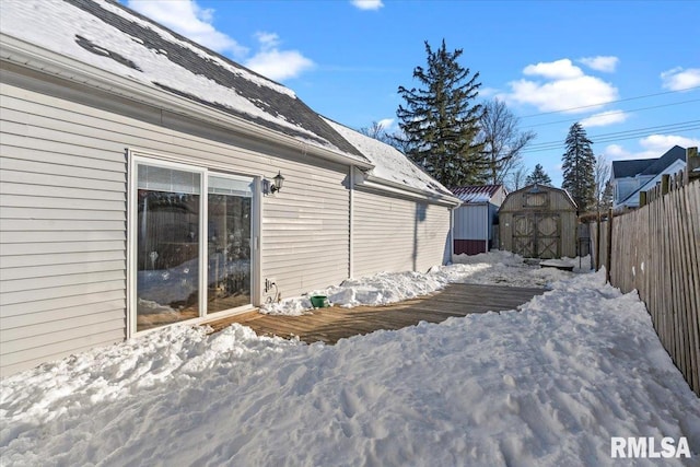 exterior space featuring a shed