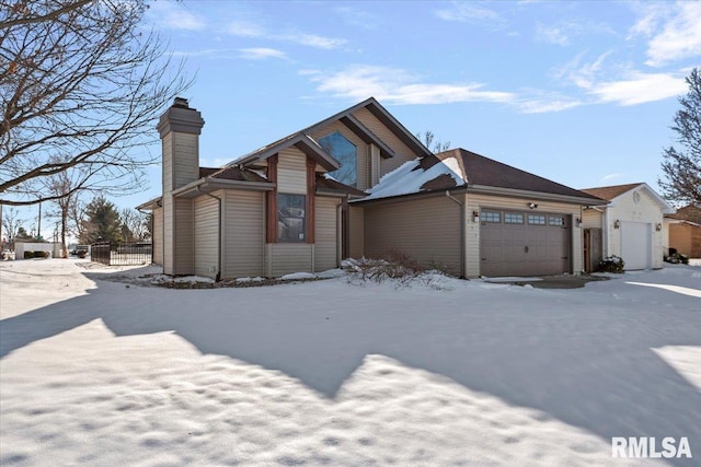 view of front facade with a garage