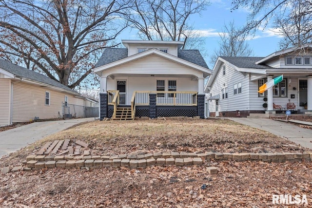 view of front facade featuring covered porch