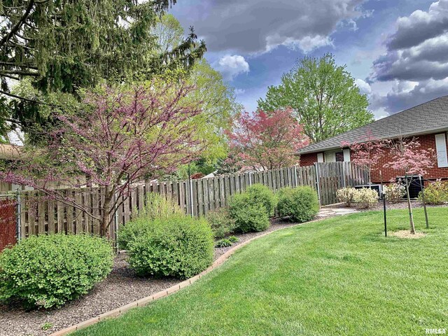 18 Jacobs Ln, Jacksonville, IL 62650 - photo 65