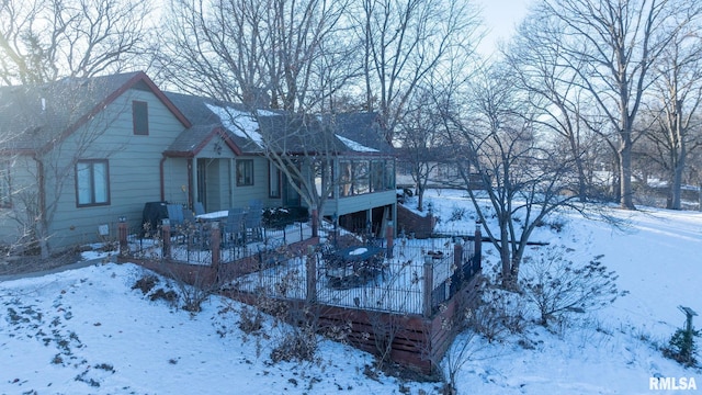 view of front of home