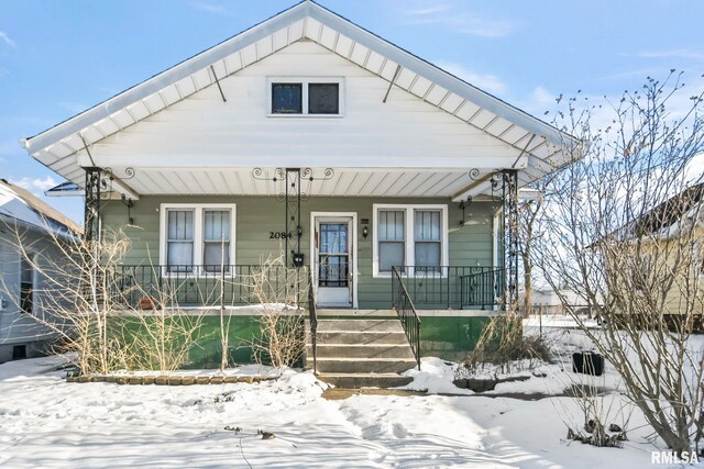 bungalow-style home featuring covered porch