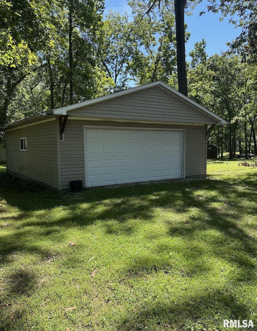 30342 Cedar Ln, Girard, IL 62640 - photo 1