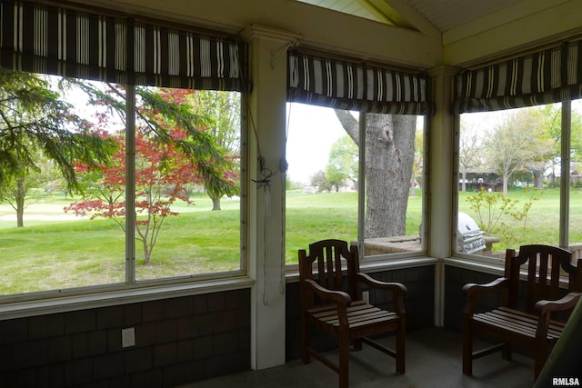 128 N Soangetaha Rd, Galesburg, IL 61401 - view of sunroom / solarium