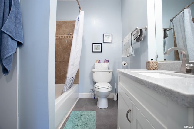 full bathroom featuring toilet, shower / bathtub combination with curtain, and vanity