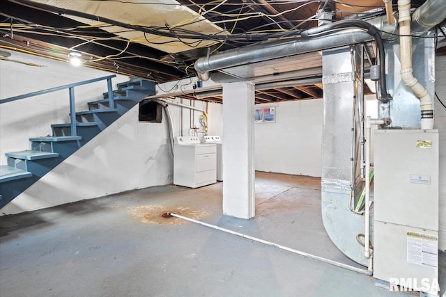 basement featuring independent washer and dryer