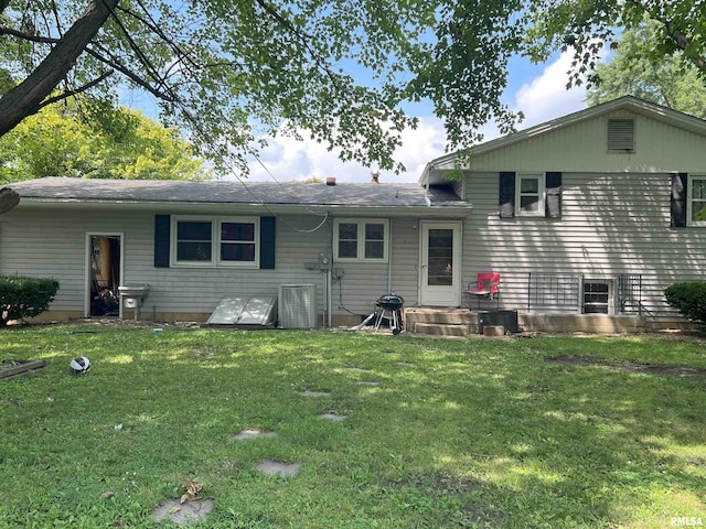 238 E Prairie St, Roodhouse, IL 62082 - photo 11