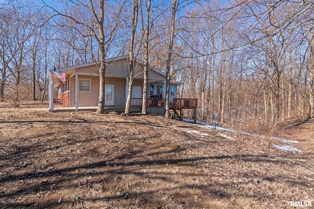 exterior space featuring a porch