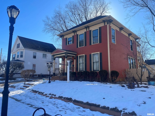 view of front of house