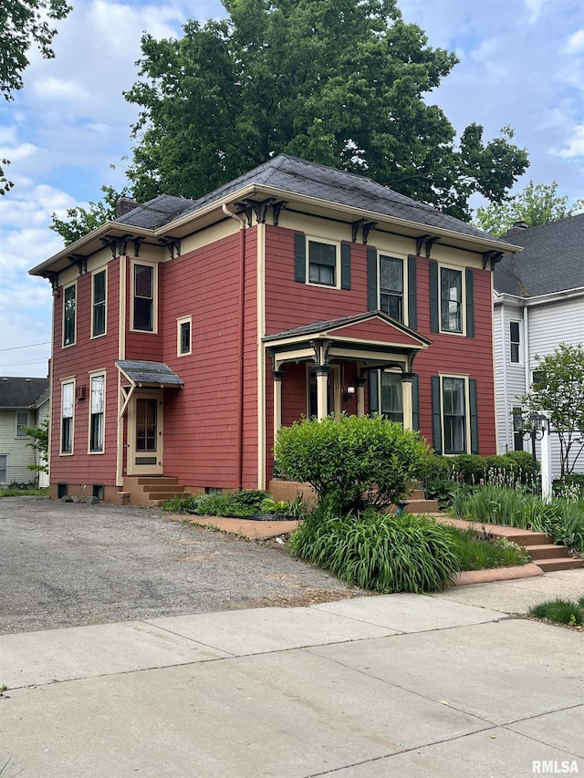 810 E Edwards St, Springfield, IL 62703 - italianate home featuring entry steps