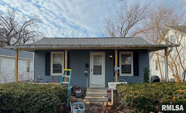 bungalow featuring a porch