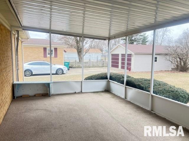 view of unfurnished sunroom