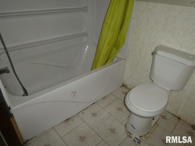 bathroom with toilet