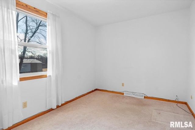 empty room with carpet