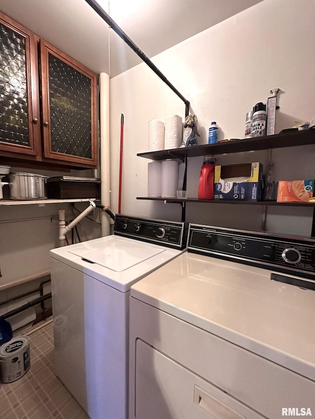 laundry room featuring independent washer and dryer