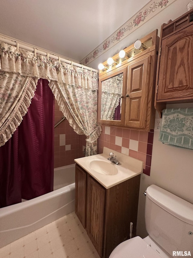 full bathroom with decorative backsplash, vanity, shower / tub combo with curtain, and toilet