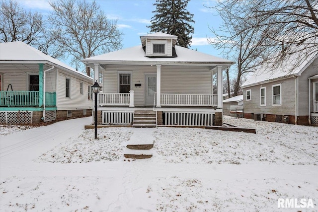 bungalow-style home featuring covered porch