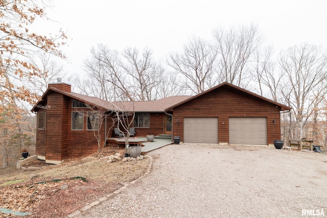 view of front facade featuring a garage