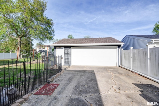 detached garage with fence