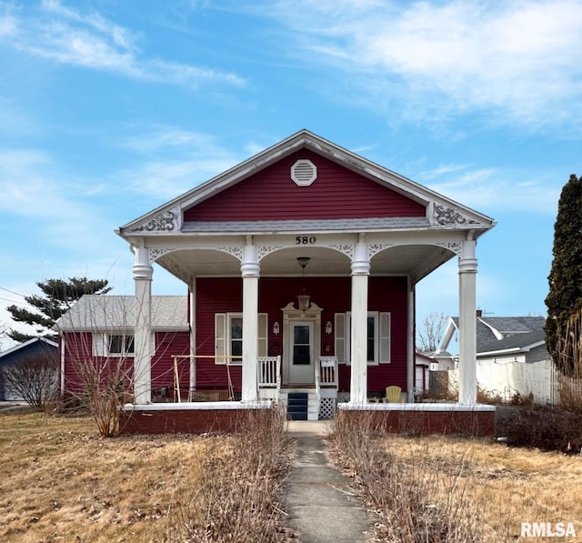 view of front of property featuring a porch