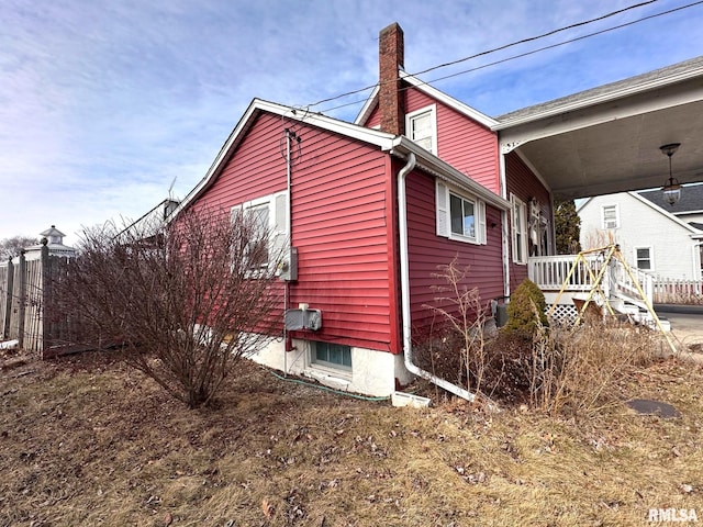 view of home's exterior