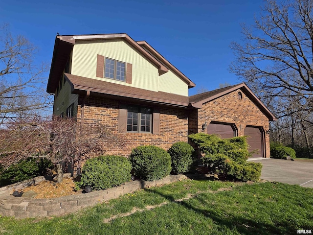 14098 Aspen Dr, Carlinville, IL 62626 - photo 2