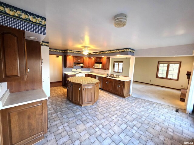 14098 Aspen Dr, Carlinville, IL 62626 - photo 6