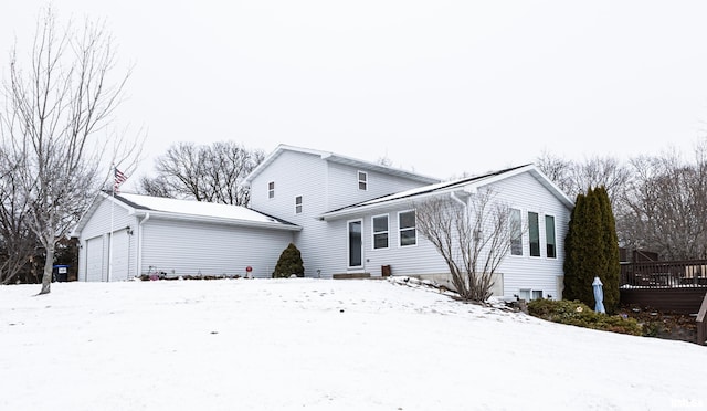 view of front of home with an attached garage