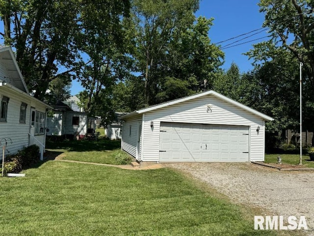 view of detached garage