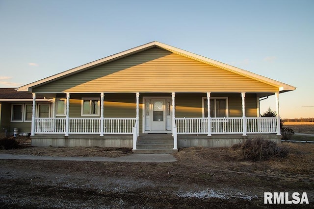 view of front of property with covered porch