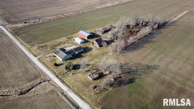 birds eye view of property featuring a rural view