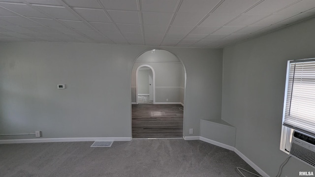 926REAR S 19th St, Quincy, IL 62301 - carpeted empty room featuring arched walkways and baseboards