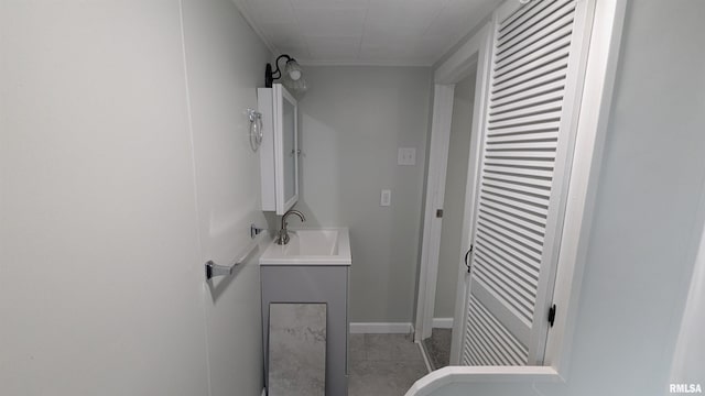 926REAR S 19th St, Quincy, IL 62301 - bathroom with vanity and crown molding
