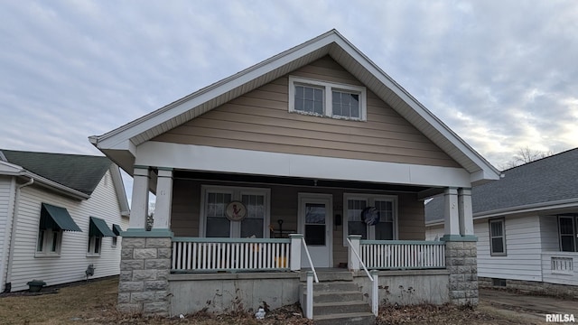 view of front of house featuring covered porch