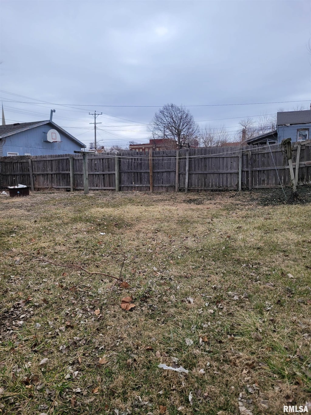 629 S 7th St, Quincy, IL 62301