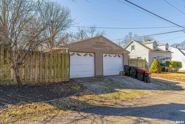 129 Oglesby Ave, Lincoln, IL 62656 - photo 31