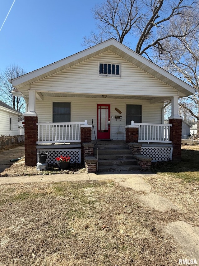 bungalow-style house with covered porch