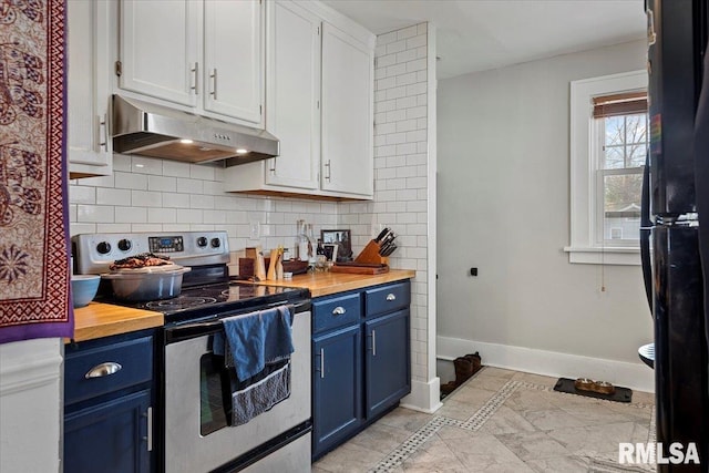 kitchen with stainless steel electric range oven, baseboards, blue cabinetry, under cabinet range hood, and tasteful backsplash