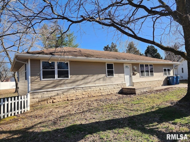 104 Peach Dr, Anna, IL 62906 - photo 1