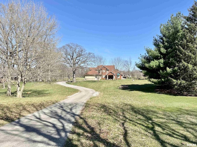 112 Lonergan Ln, Jacksonville, IL 62650 - photo 4