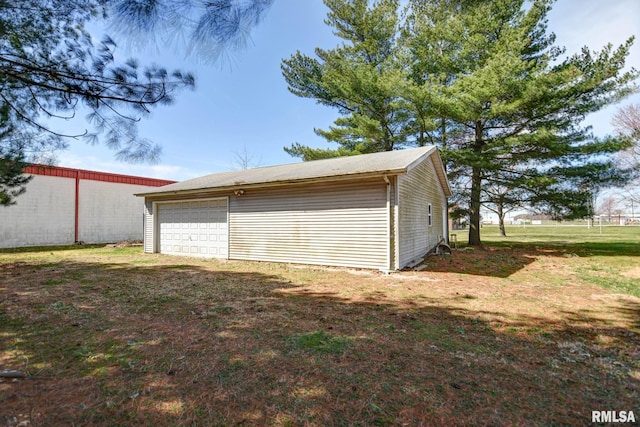 view of detached garage
